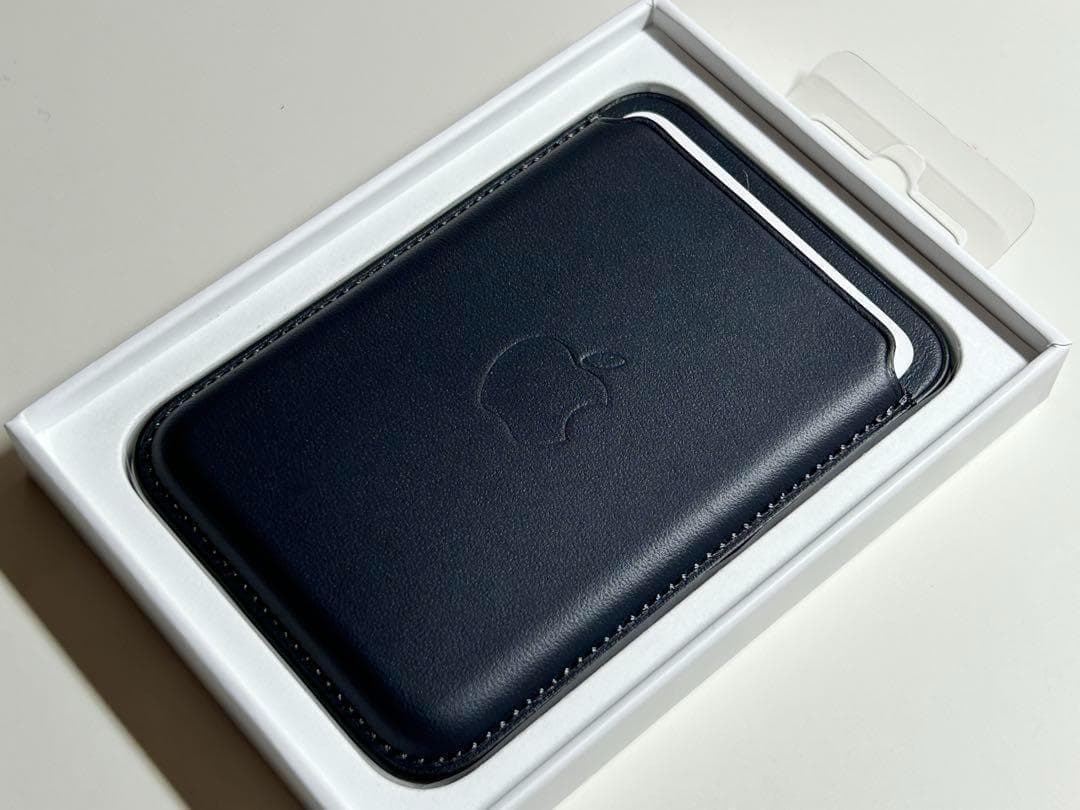 【新品】純正 MagSafe対応 iPhone レザーウォレット・ミッドナイト②