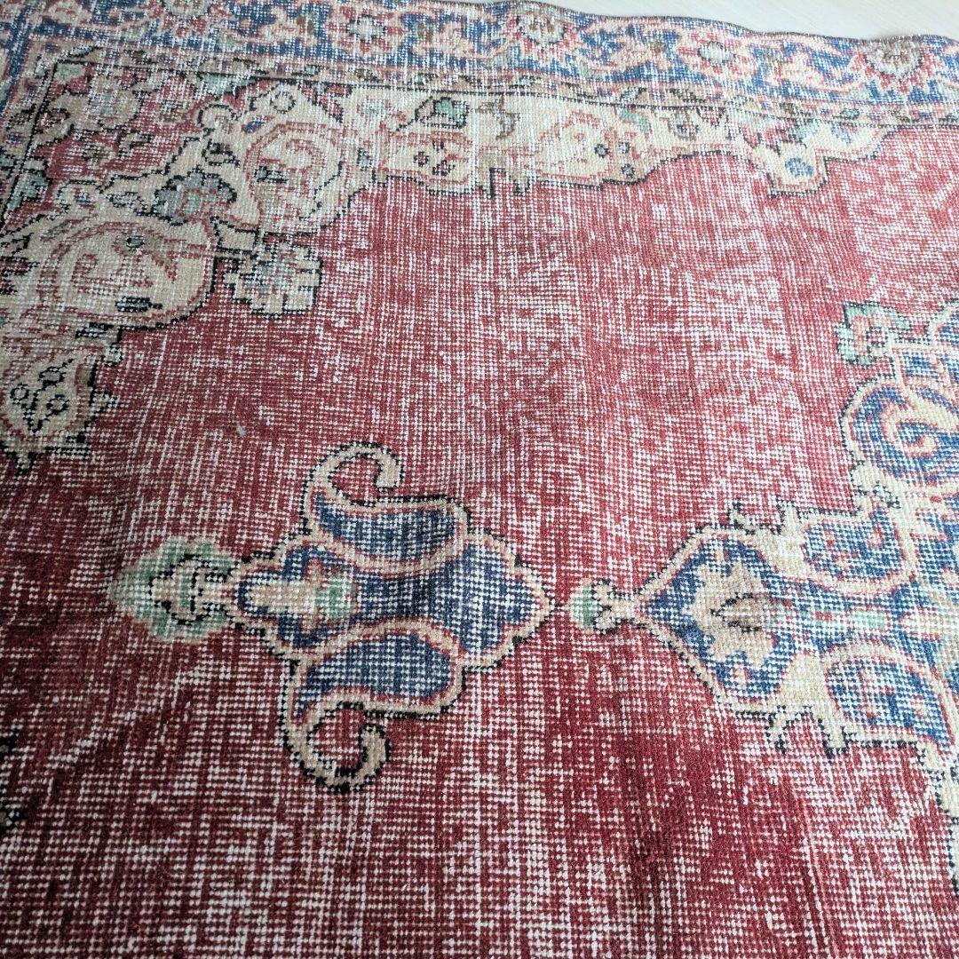 128×221 メダリオンシャビーレッド　トルコヴィンテージラグ