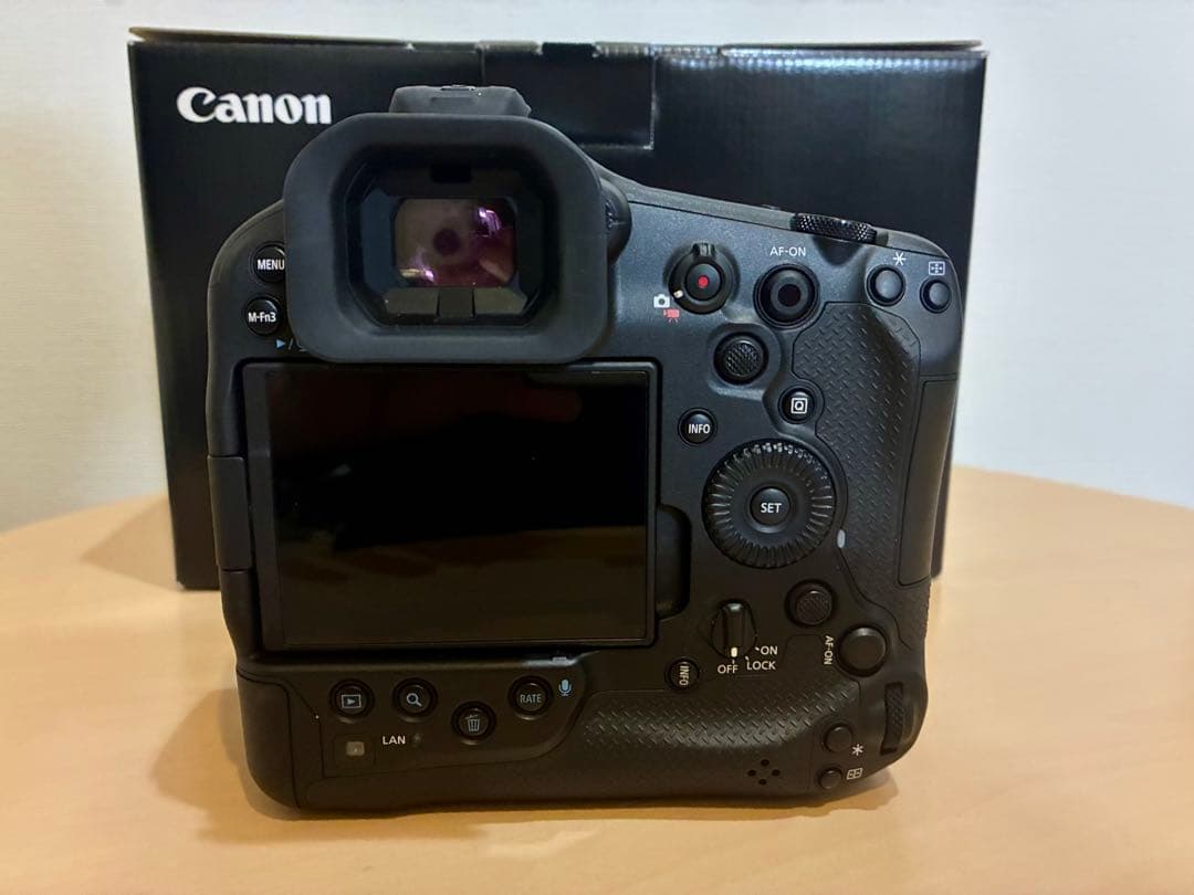 11月21日まで‼️Canon eos R1 保証付き