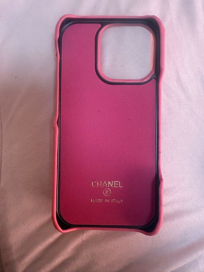 キルティングiPhoneケース チェーンショルダー