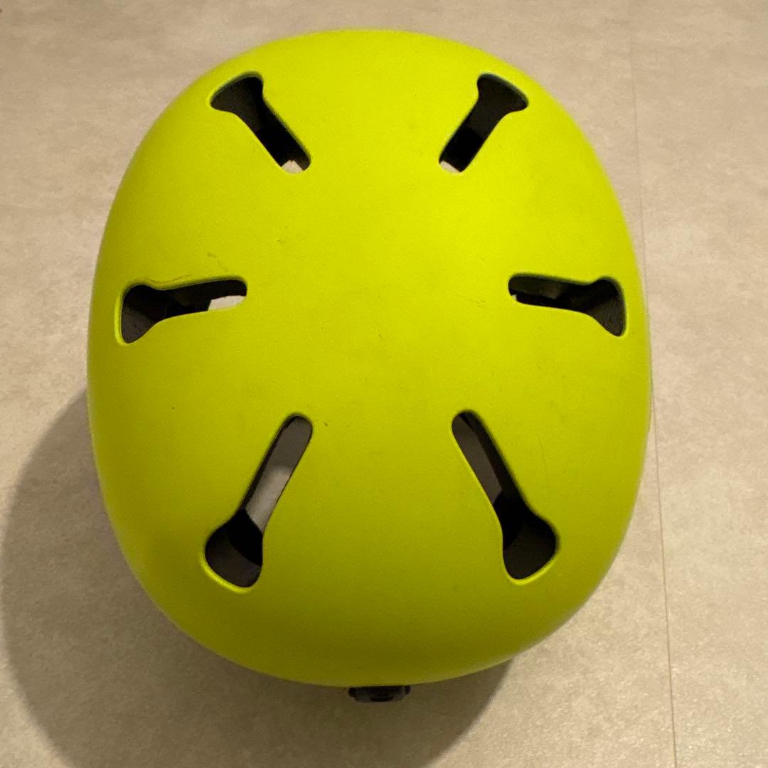 POC 蛍光イエロー ヘルメット