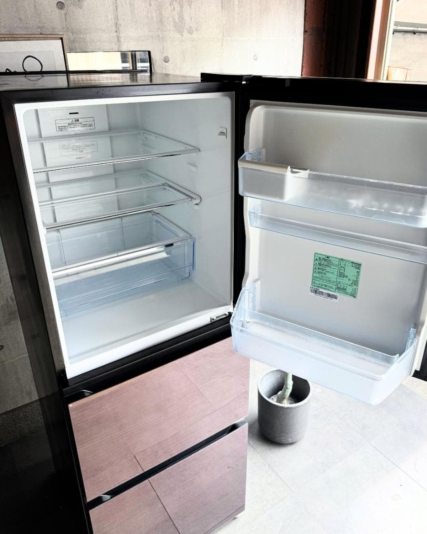 設置まで✨ Hisense ファミリー用大型冷蔵庫 282L✨ 2022年製⭕️