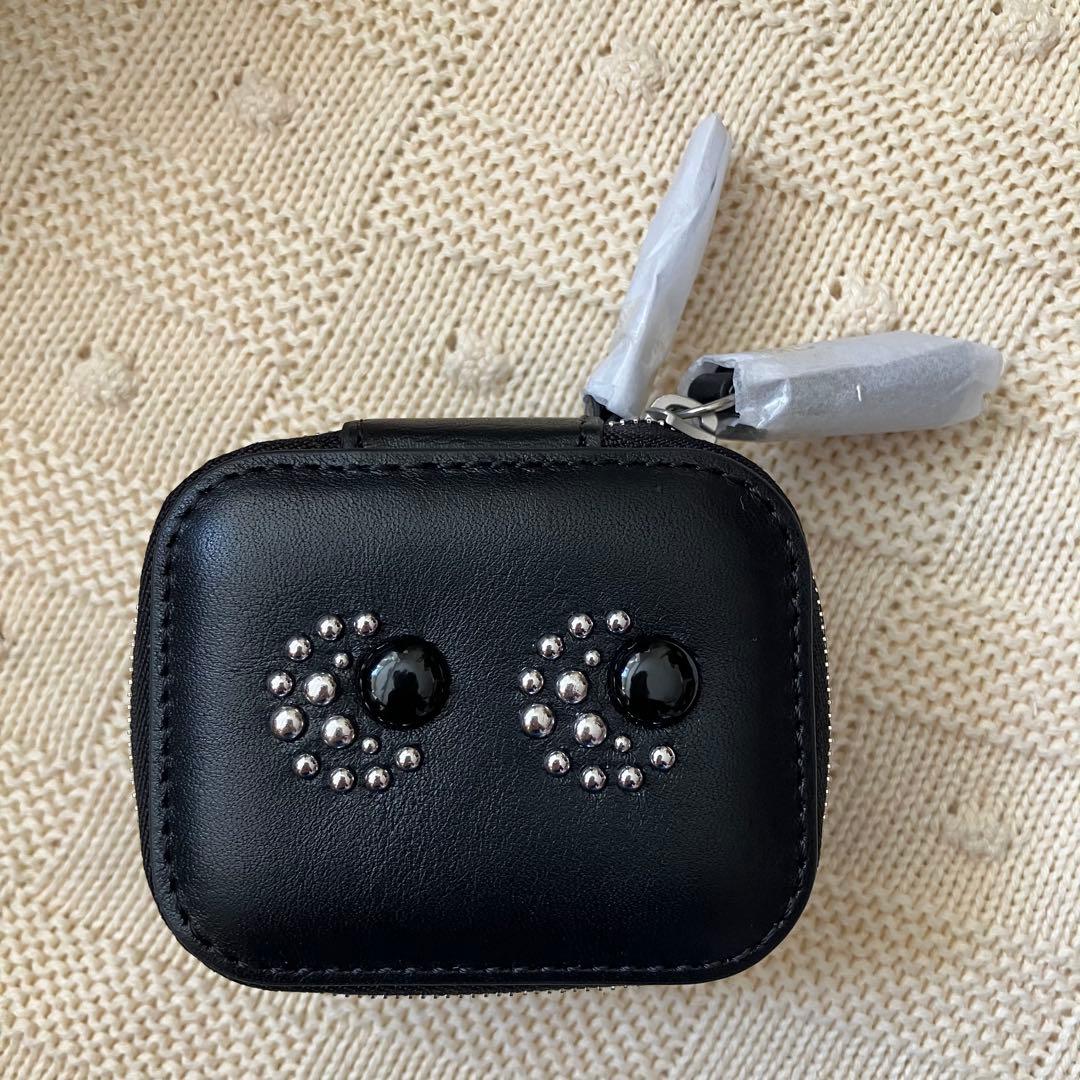 新品 ANYA HINDMARCH eyes ブラック イヤホンケース