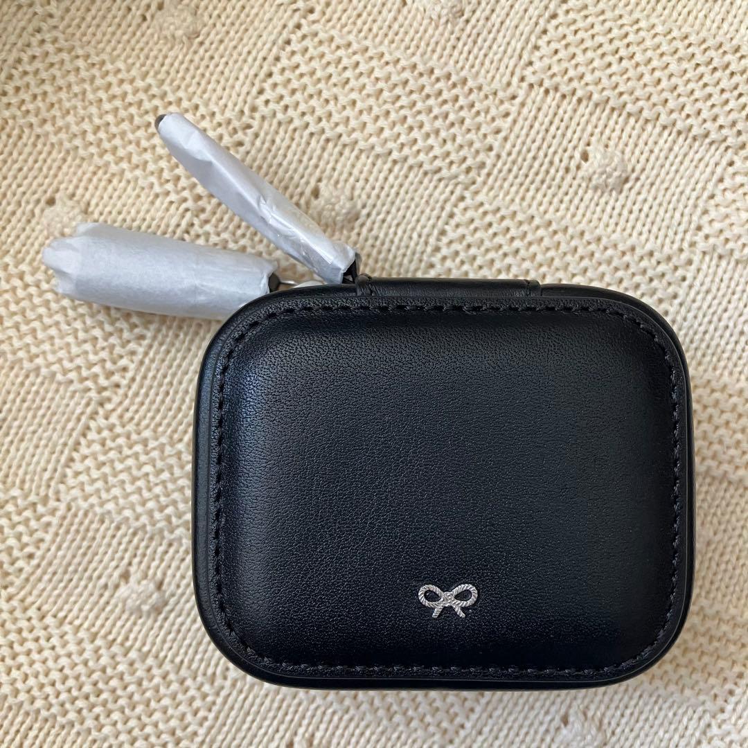 新品 ANYA HINDMARCH eyes ブラック イヤホンケース