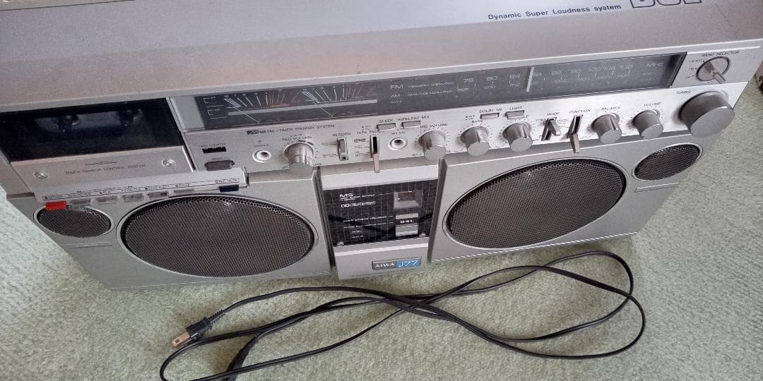 シ*ン様 AIWA CS-J77 ラジオカセットレコーダー