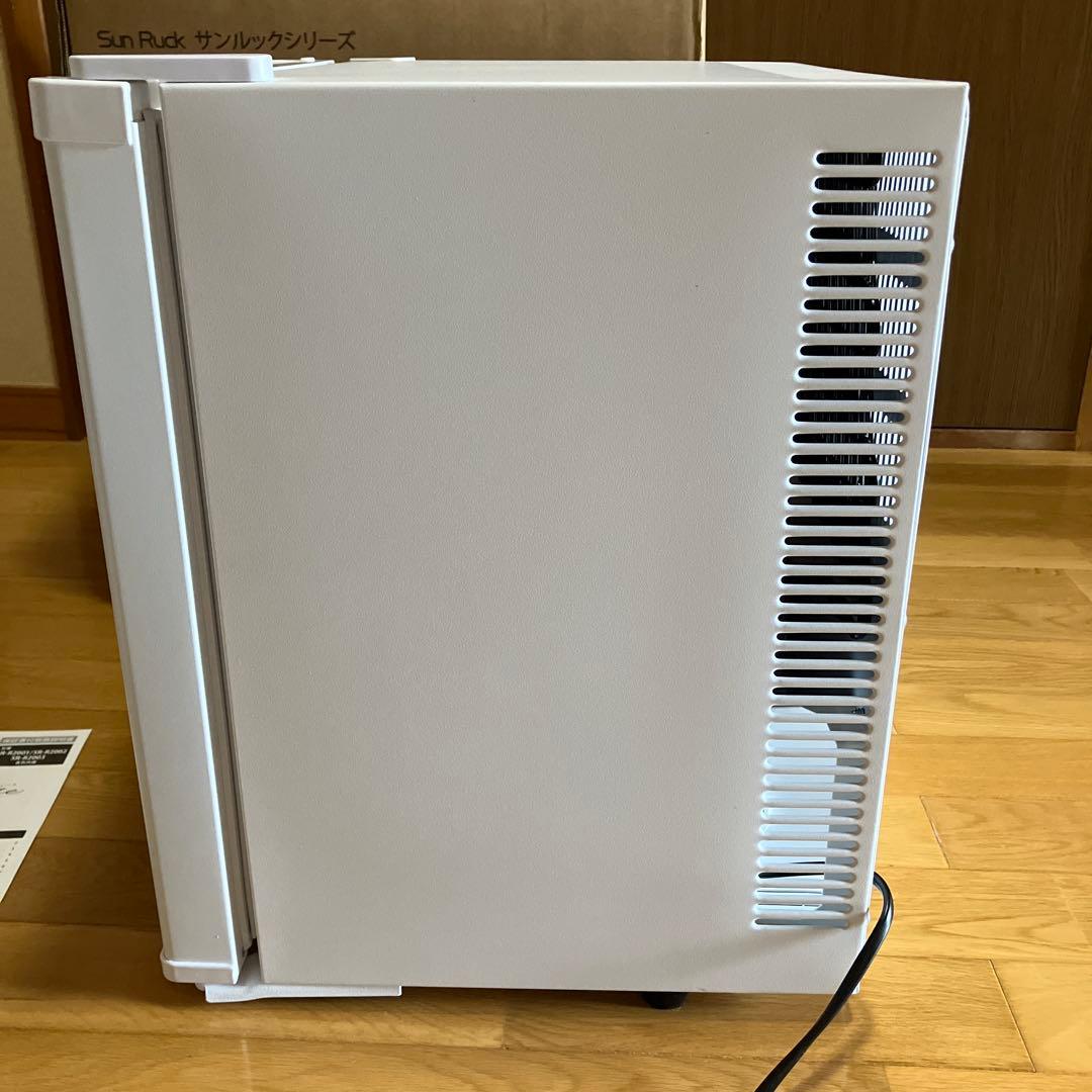電子冷蔵庫20L SUNRUCK サンルック　SR-R2003W
