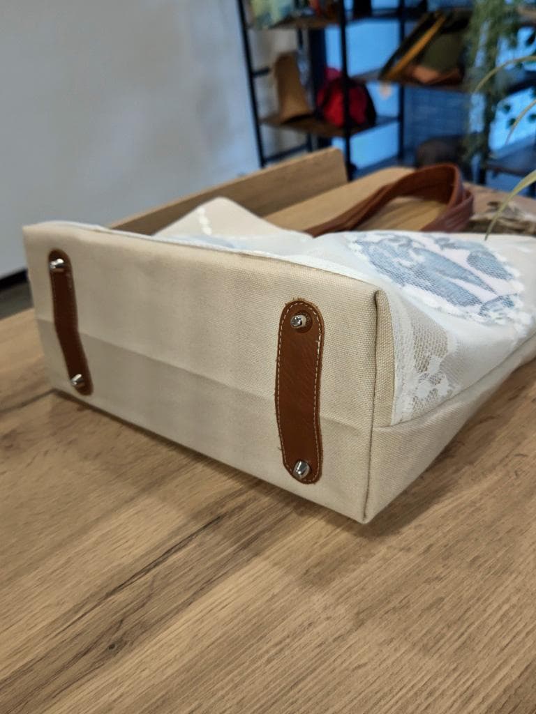 【紫天使様】　ミナペルホネン/rosyロージィーブラウン仕切りトートLサイズ