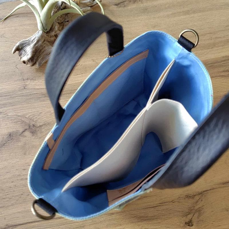 【紫天使様】　ミナペルホネン/rosyロージィーブラウン仕切りトートLサイズ