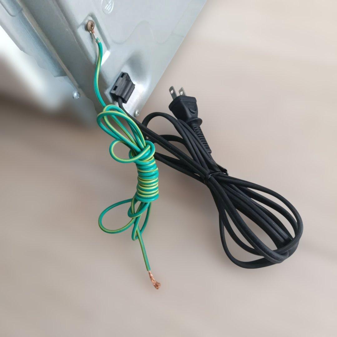 TOSHIBA 電子レンジ　ER-RD3000(W) 2018年製　天板付き