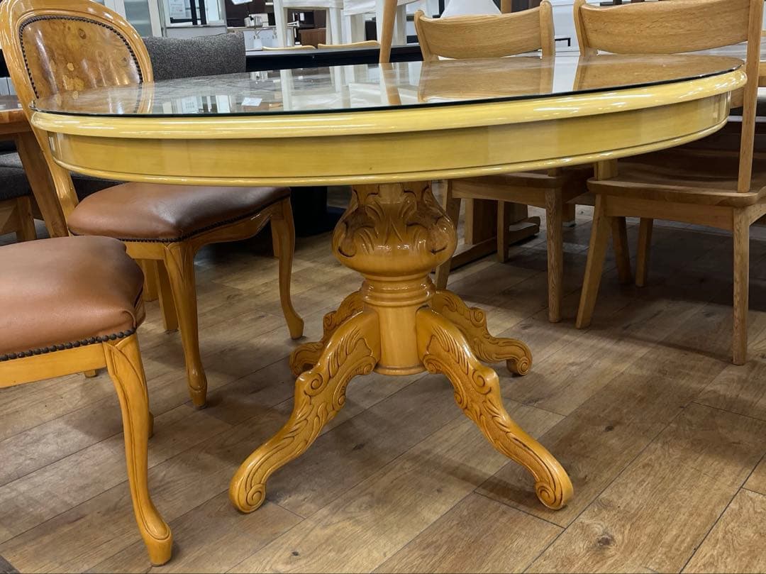 イタリア高級象嵌細工 ラウンドダイニングテーブル（直径110cm）猫脚