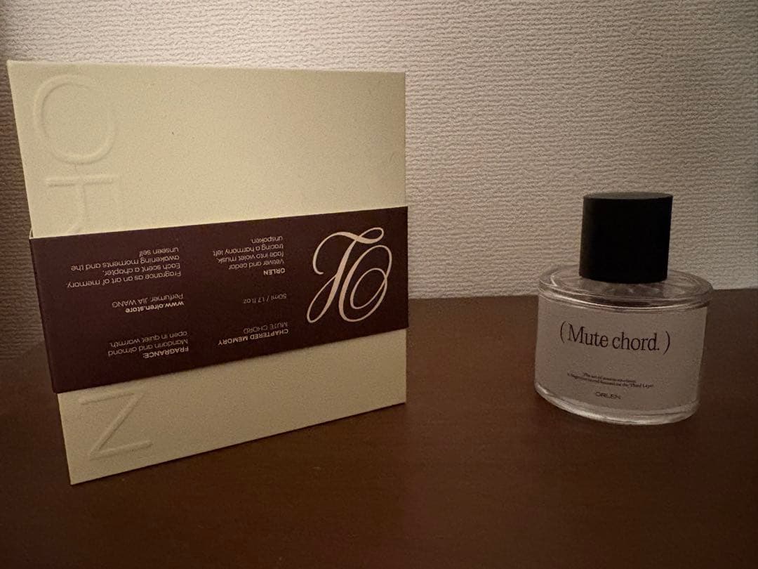(Mute chord.) ユニセックス香水 ORILEIN