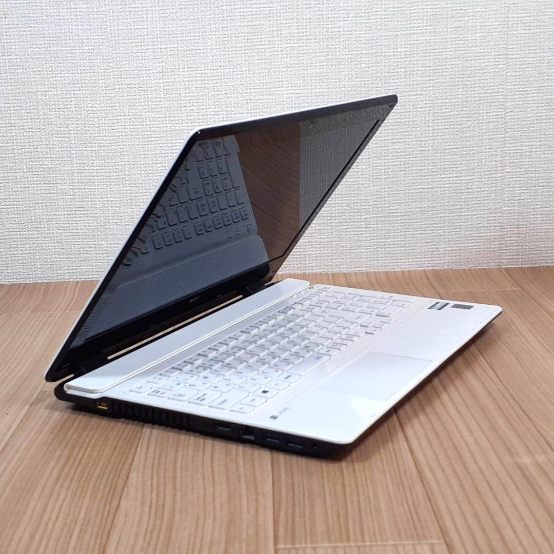 NEC ノートPC ホワイト カメラ搭載　充電100%