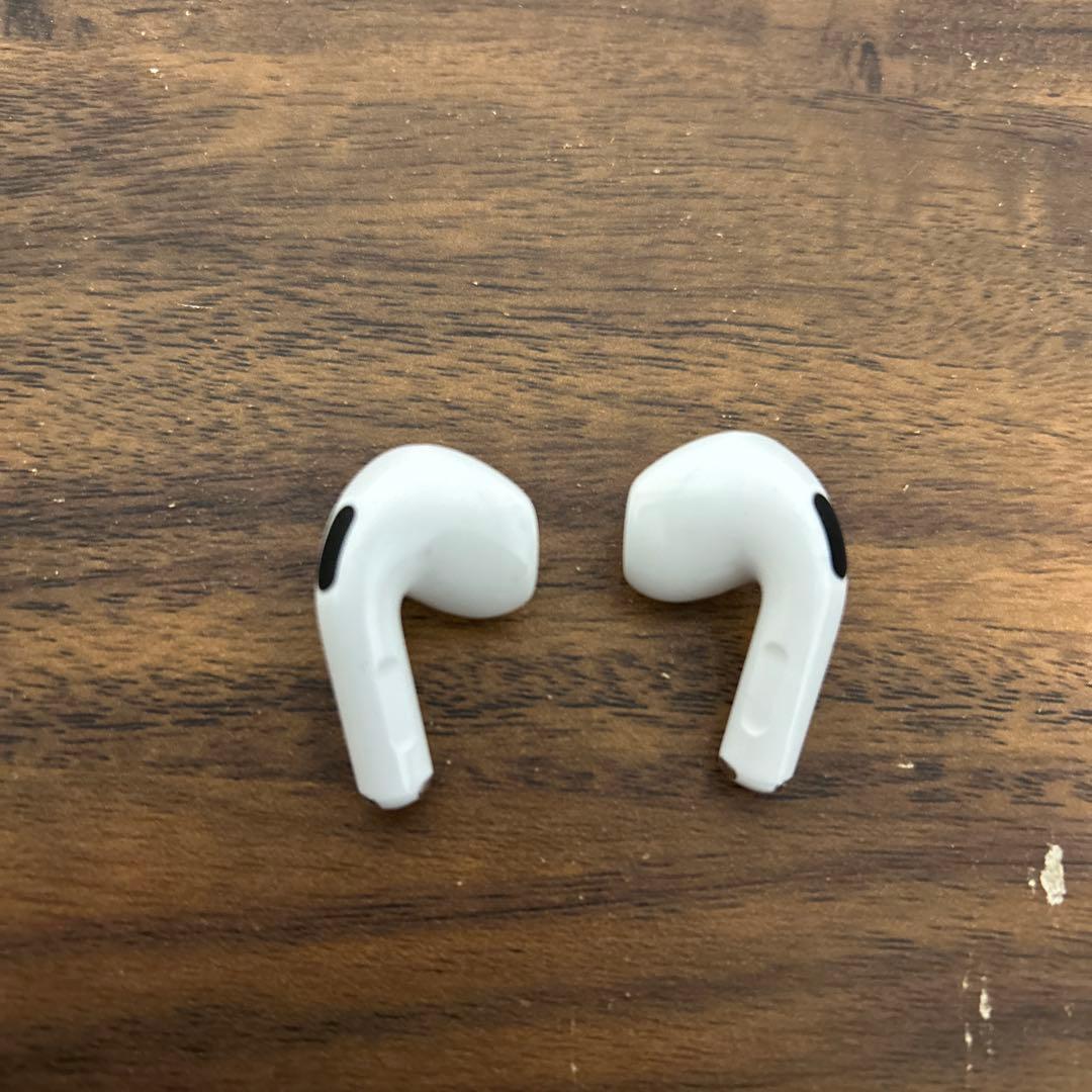 AirPods 4 アクティブノイズキャンセリング