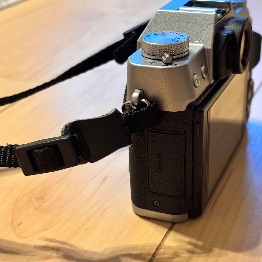 Fujifilm X-T10 ミラーレス　ボディ