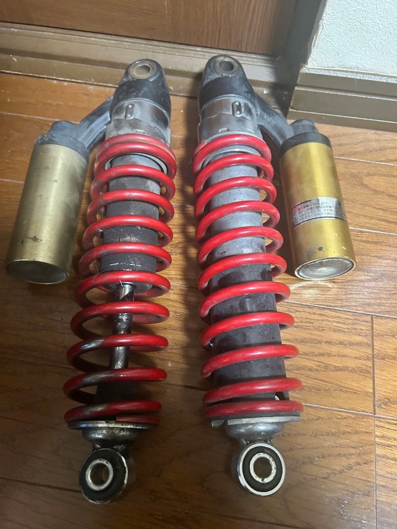 SHOWA 純正リアサスペンション 2007 バリオス2