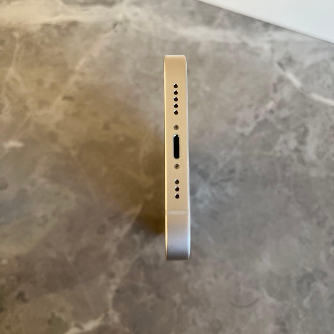 美品 Apple iPhone 13 512GB 本体 スターライト