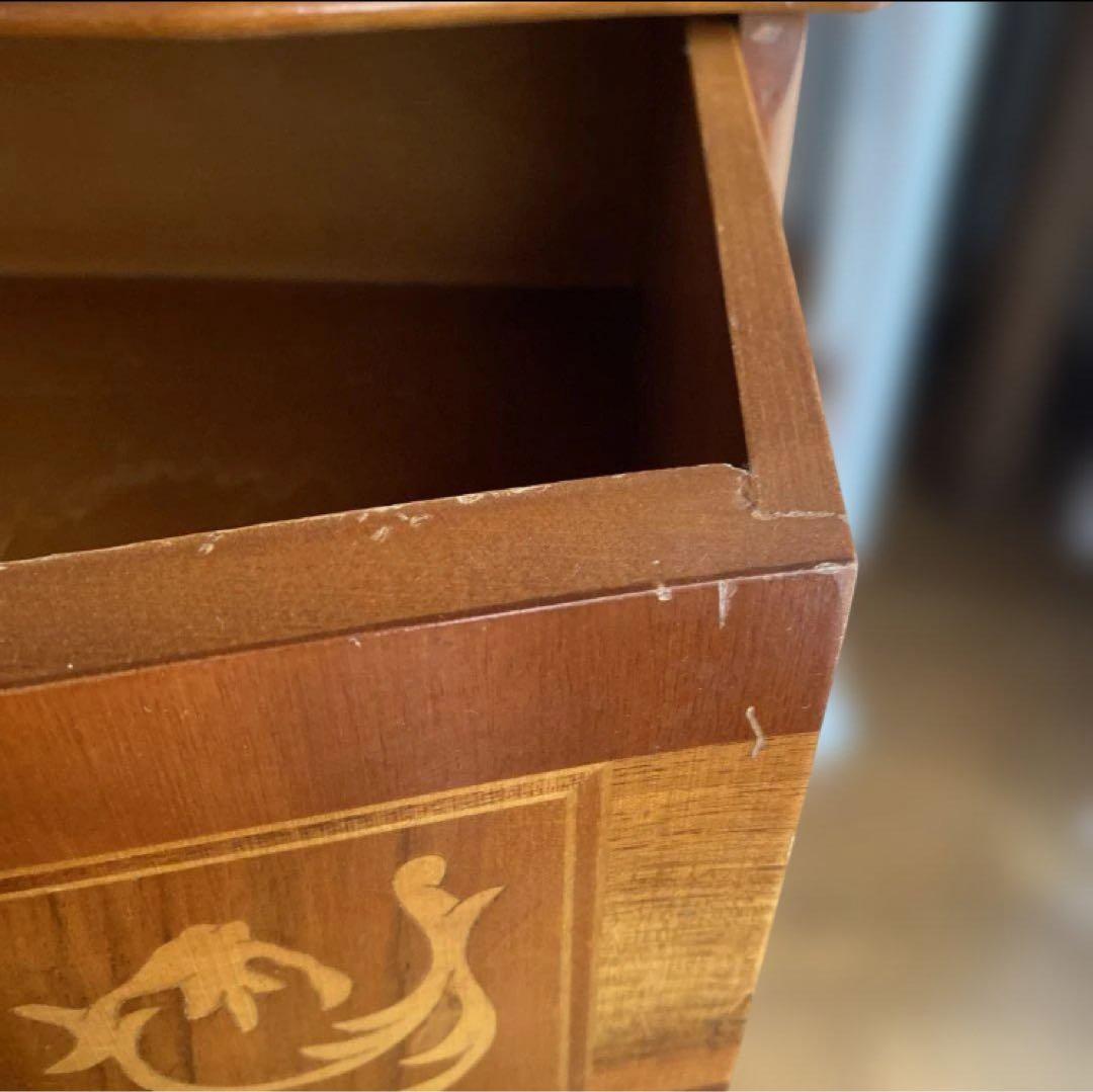 ライティングビューロー　インテリア　象嵌　猫脚