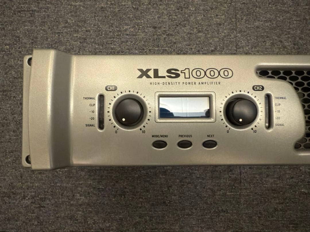 AMCRON Crown XLS1000 アンプ