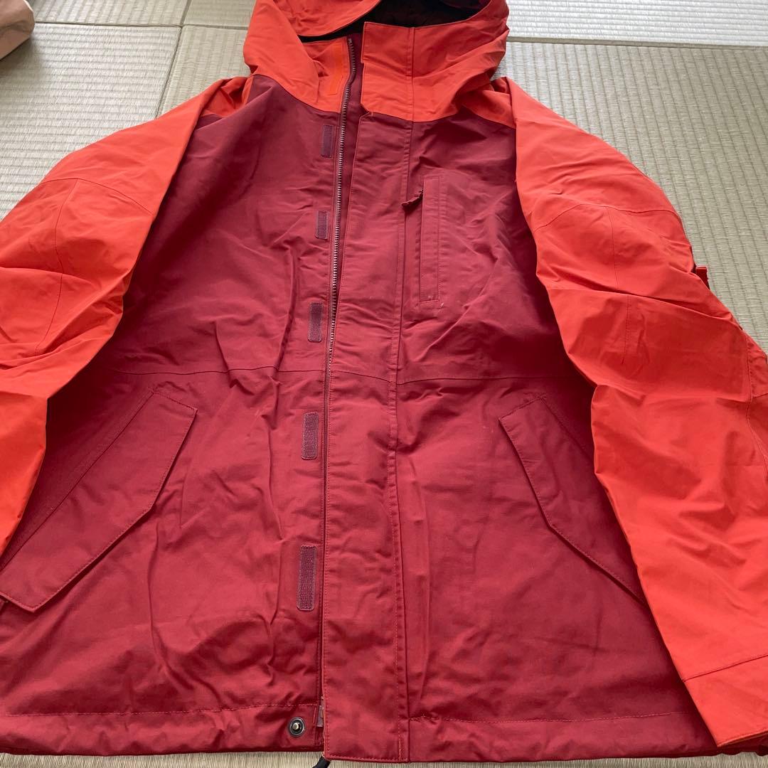 Burton／GORE-ＴＥＸ　スノーボードウェアー　ワインレッド&オレンジ