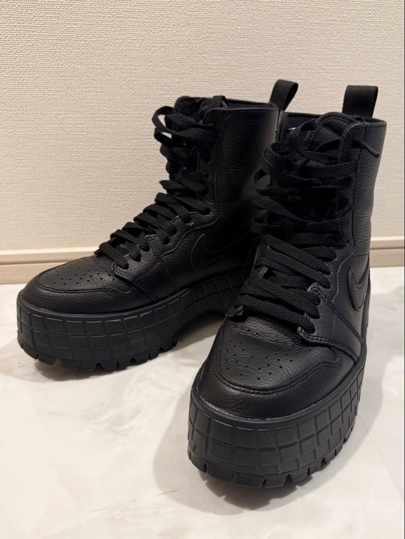 あ*様 NIKE エアジョーダン 1 ブルックリン ウィメンズブーツ ブラック