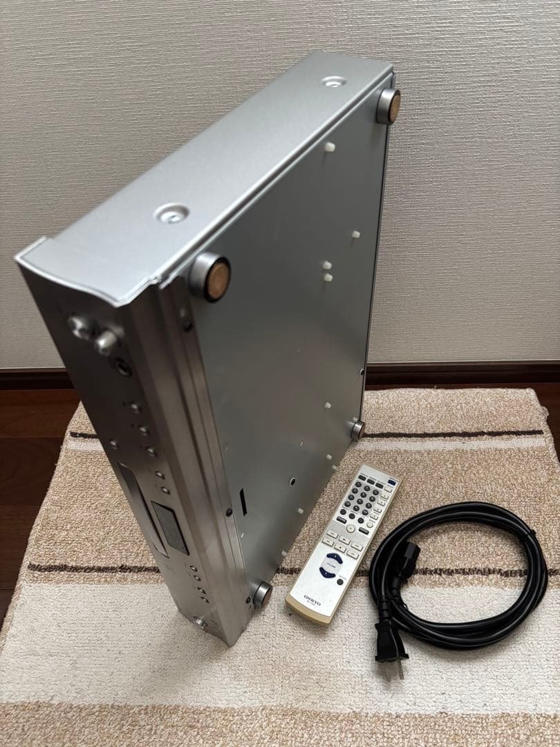 ☆実働品ONKYO C-S5VL(S)　SACD/CDプレーヤー　純正リモコン付