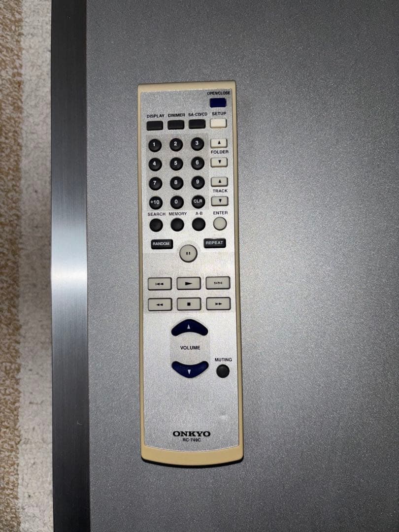 ☆実働品ONKYO C-S5VL(S)　SACD/CDプレーヤー　純正リモコン付