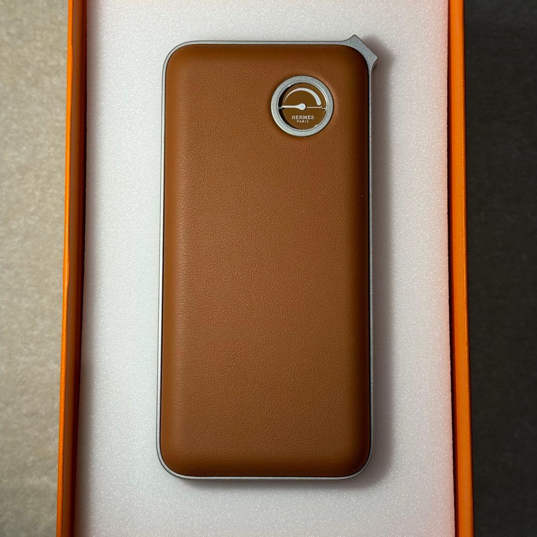 新品未使用 ワイヤレスモバイルバッテリー ヴォルトH マキシ エルメス