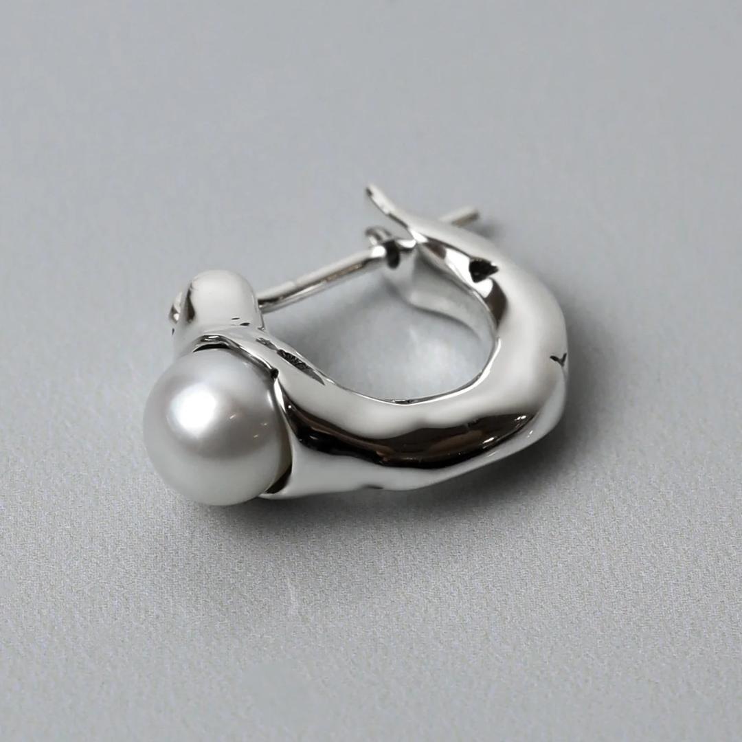 【状態良好】e.m. パールフープ シルバー 片耳ピアス