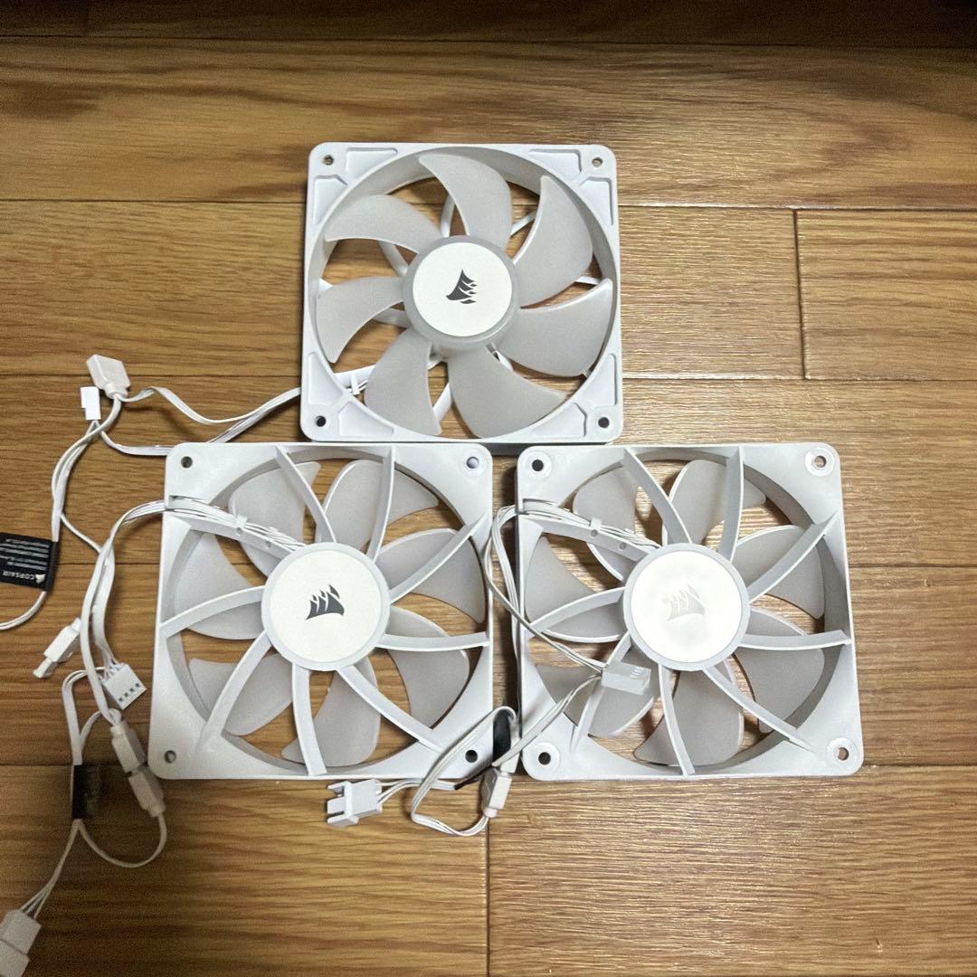 Corsair RS120 7個RS140 1個ARGBファンセット