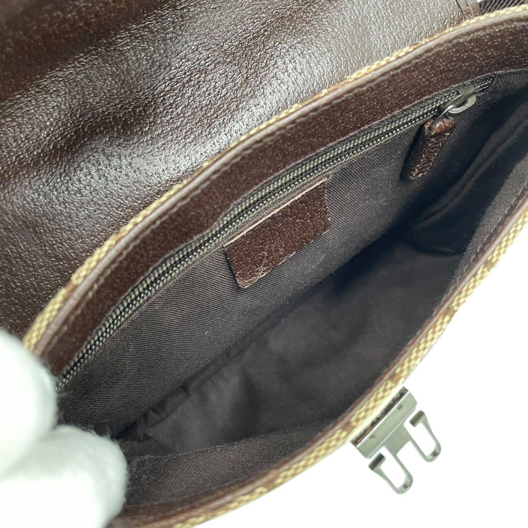 美品✨GUCCI グッチ GGキャンバス ウエストポーチボディバッグ