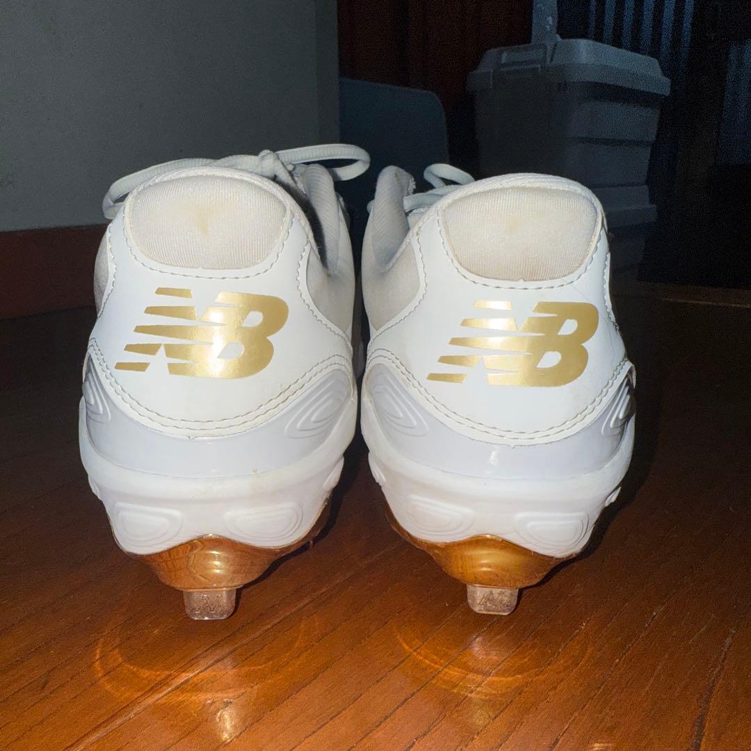 New Balance Fresh Foam 野球用スパイク