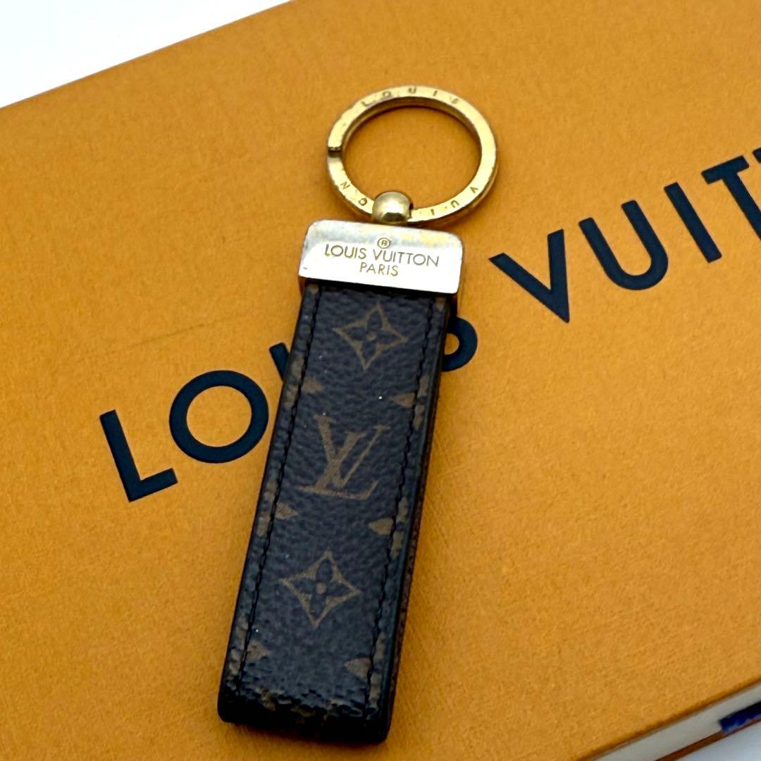 美品　ルイヴィトン　ドラゴンヌ　キーホルダー　モノグラム