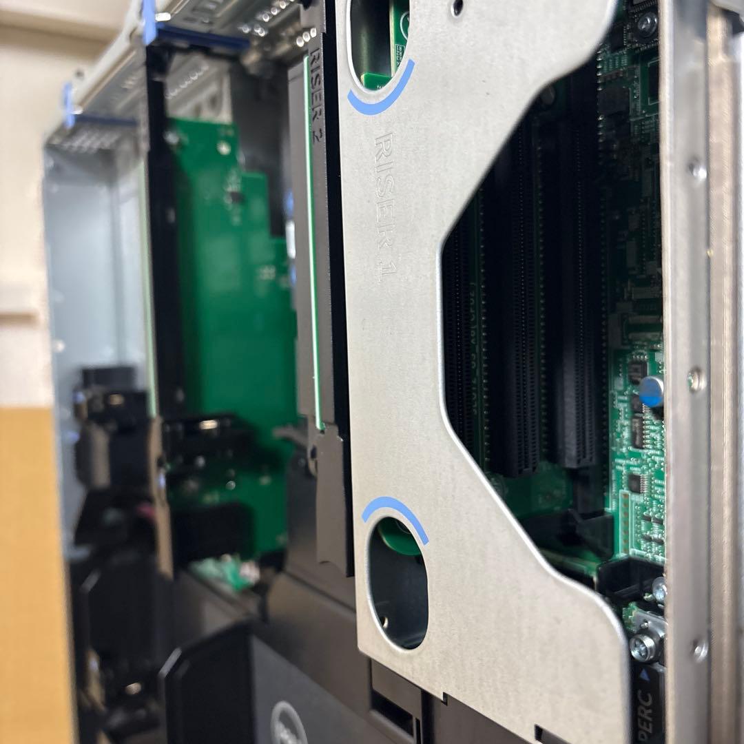 Dell PowerEdge R730 (CPU2基、ラックレールあり)