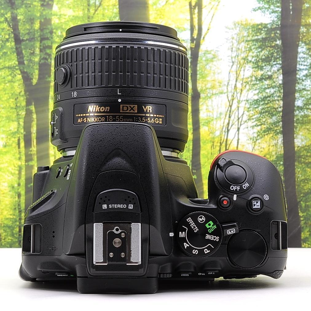 スマホ転送機能付☆ニコン D5500☆液晶タッチで簡単操作♪高画質一眼レフ
