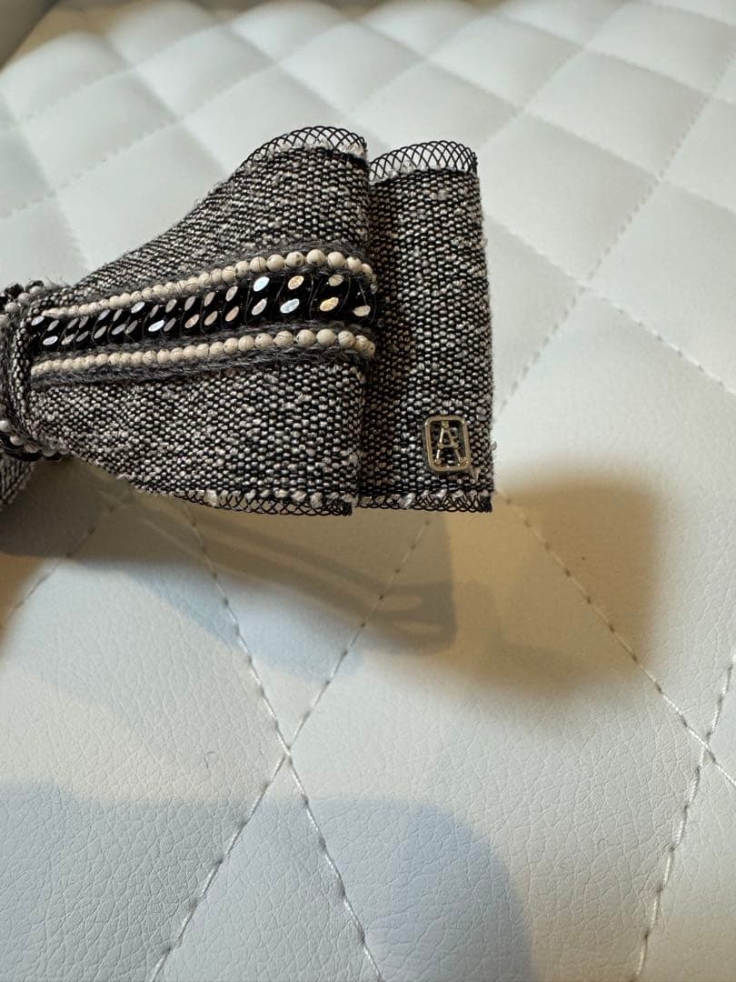 アレクサンドルドゥパリヘアバレッタ　ビジュー×レース×モノトーンデザイン