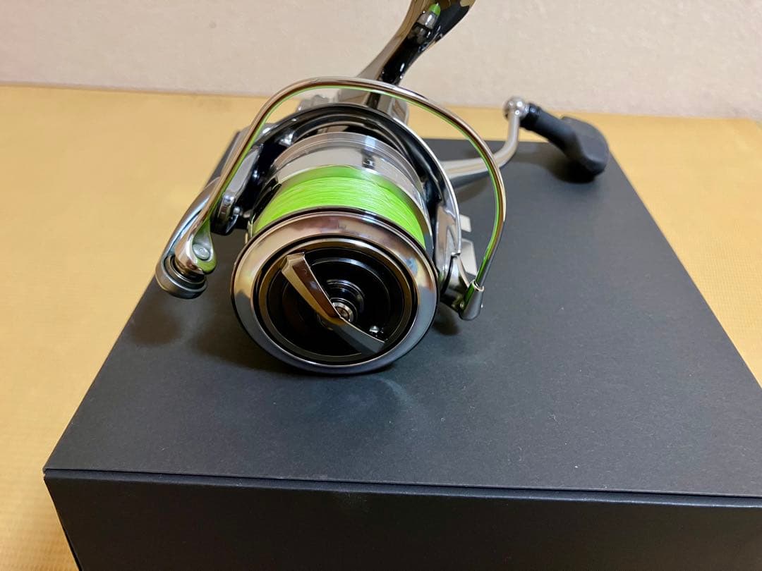 【新品未使用】DAIWA ダイワ　22 イグジスト LT3000S