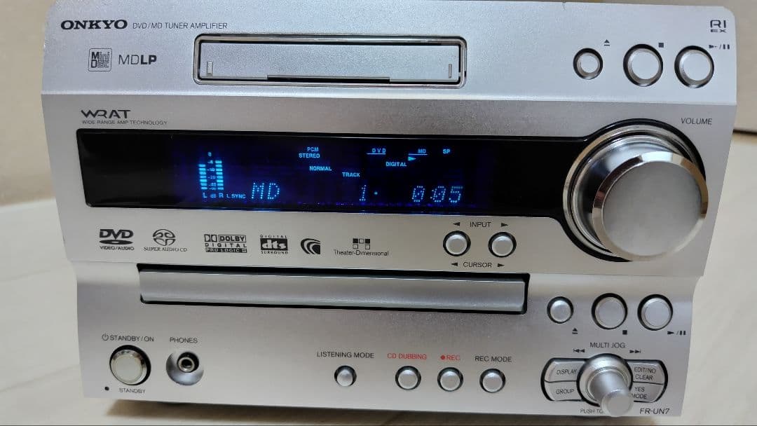ONKYO　DVD/CD/MDプレーヤー FR-UN7