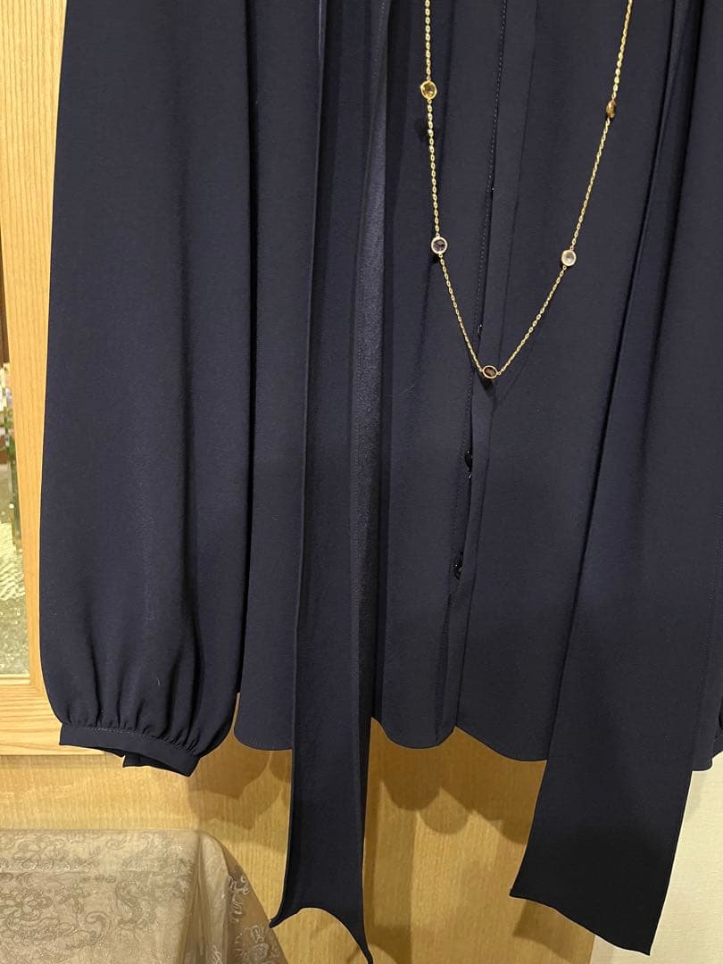 新品タグ付き　ANAYI バックサテンボウタイブラウス　38