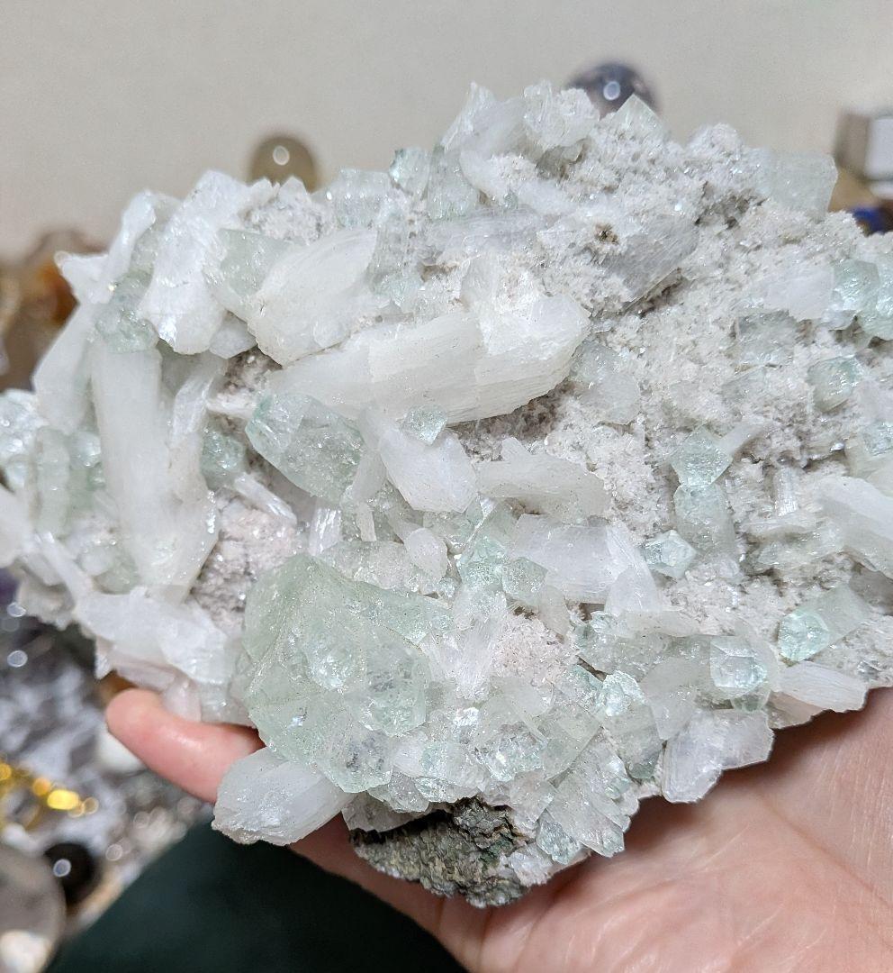 グリーンアポフィライト☆カルサイト共生☆クラスター☆台座付き☆