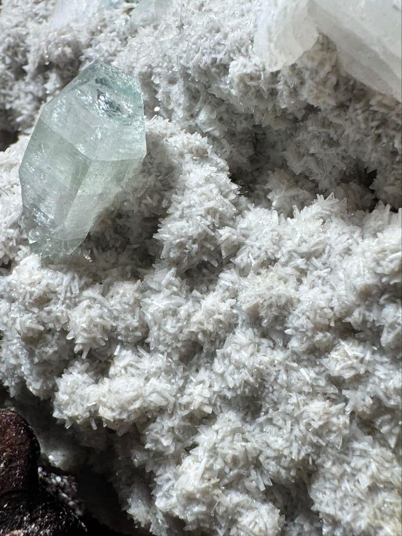 グリーンアポフィライト☆カルサイト共生☆クラスター☆台座付き☆