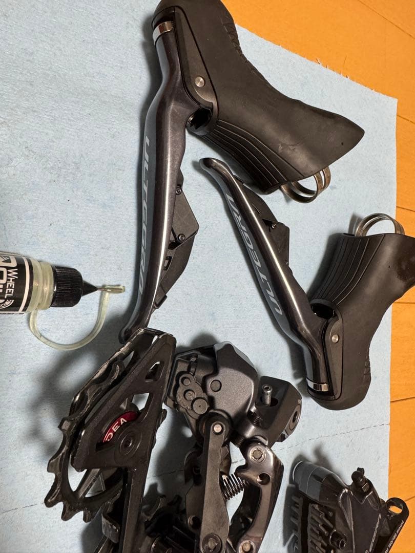 ULTEGRA Di2 R8070 コンポーネントセット スプリンタースイッチ付