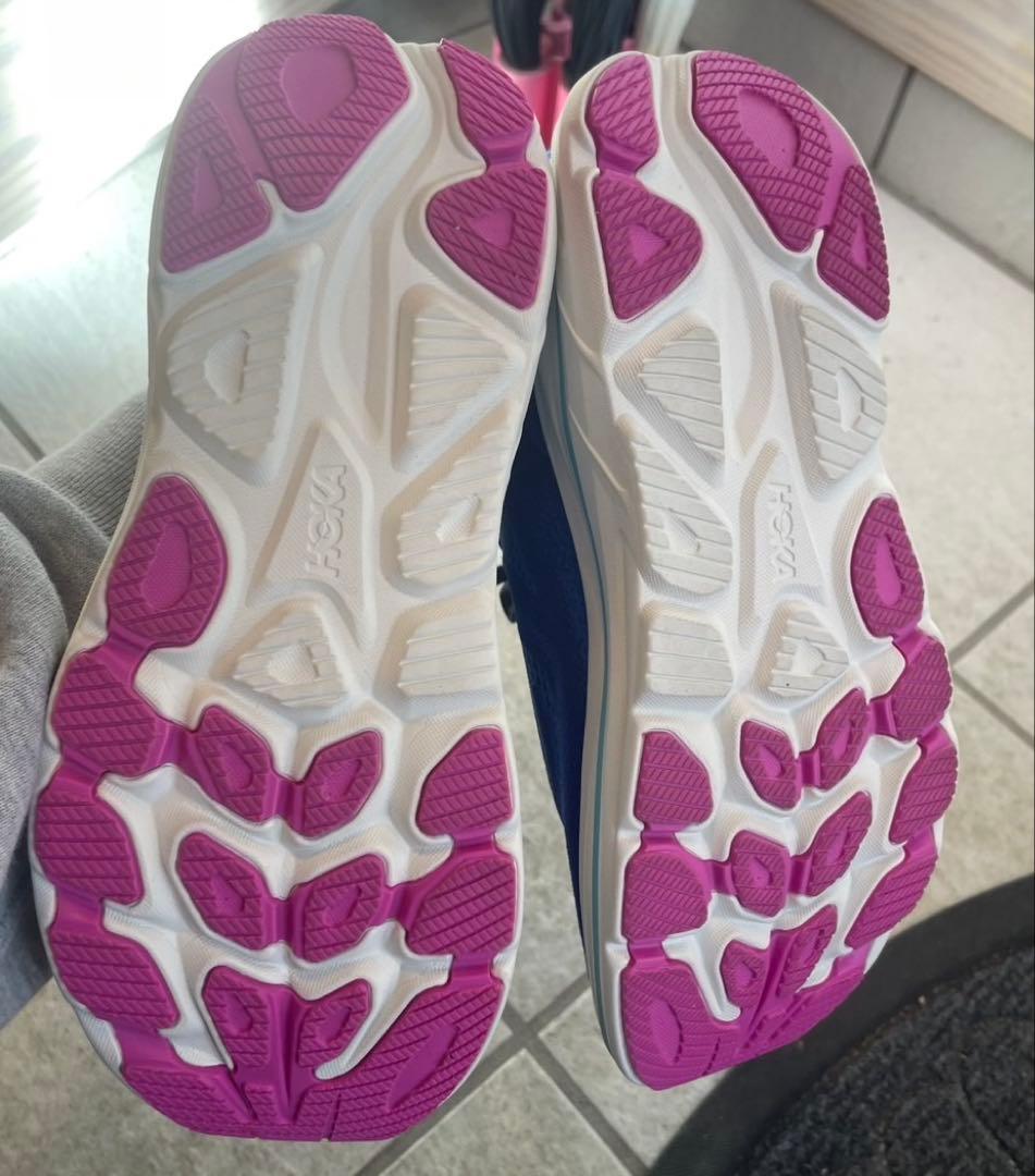 かなみら ［HOKA]ランニング靴クリフトン 10ブルー24.0cm