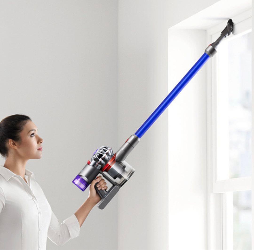 新品　未使用　未開封　Dyson V8 Slim Fluffy Extra