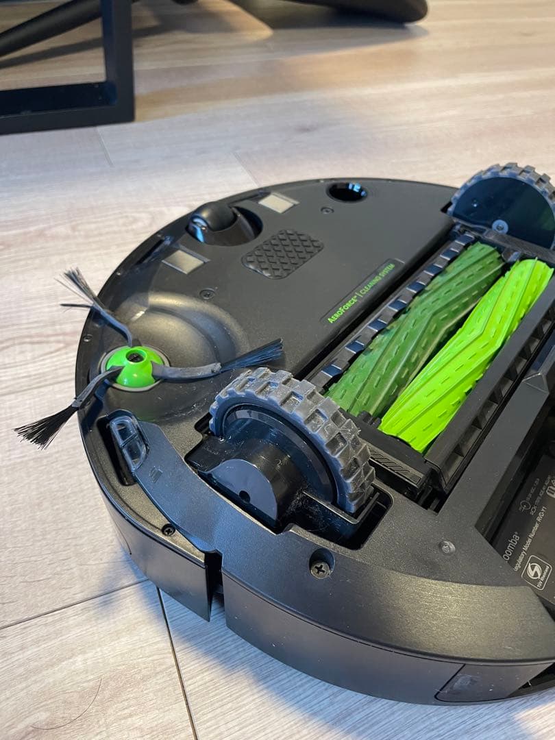 ミ*ト様 『美品』ルンバ i2 / Roomba i2 i2158 ロボット掃除
