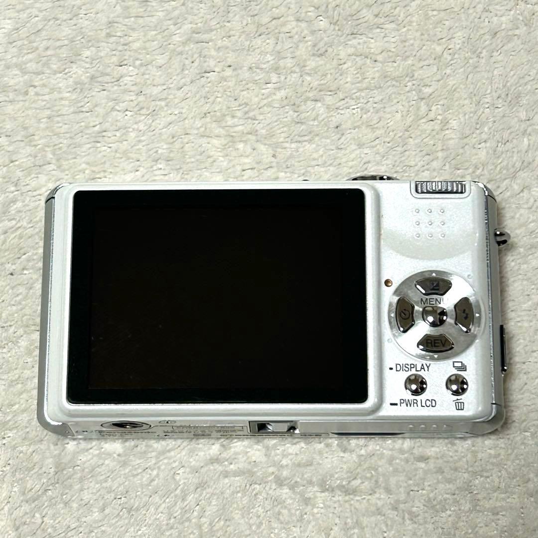 【美品 動作確認済】Panasonic LUMIX DMC-FX7 ホワイト