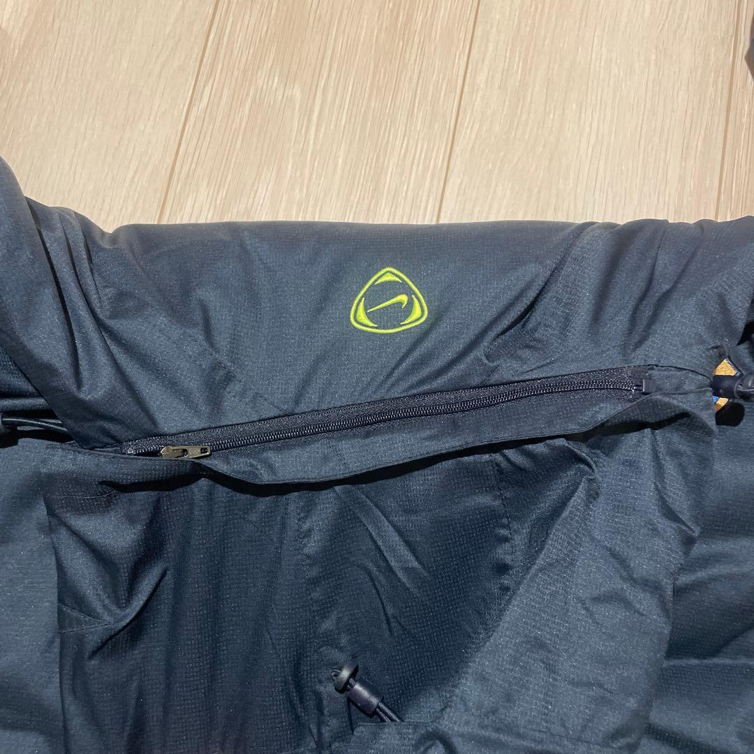 バルセロナ　ナイキ　サッカー　ベンチコート　防寒　防風