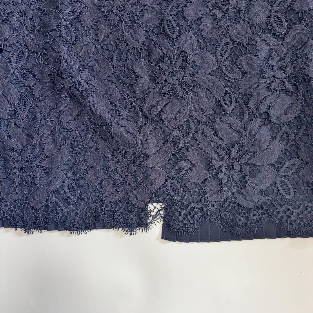 未使用に近い　ADORE アドーア　コードフルールレースバックプリーツワンピース