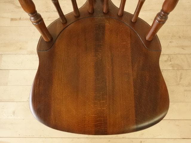 飛騨産業　キツツキ　スピンドルチェアーＡ　イス　椅子　 木製　再塗装済ＵＳＥＤ