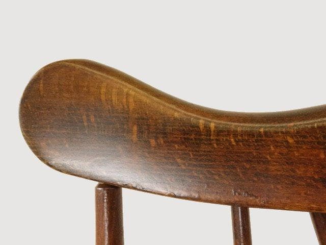 飛騨産業　キツツキ　スピンドルチェアーＡ　イス　椅子　 木製　再塗装済ＵＳＥＤ