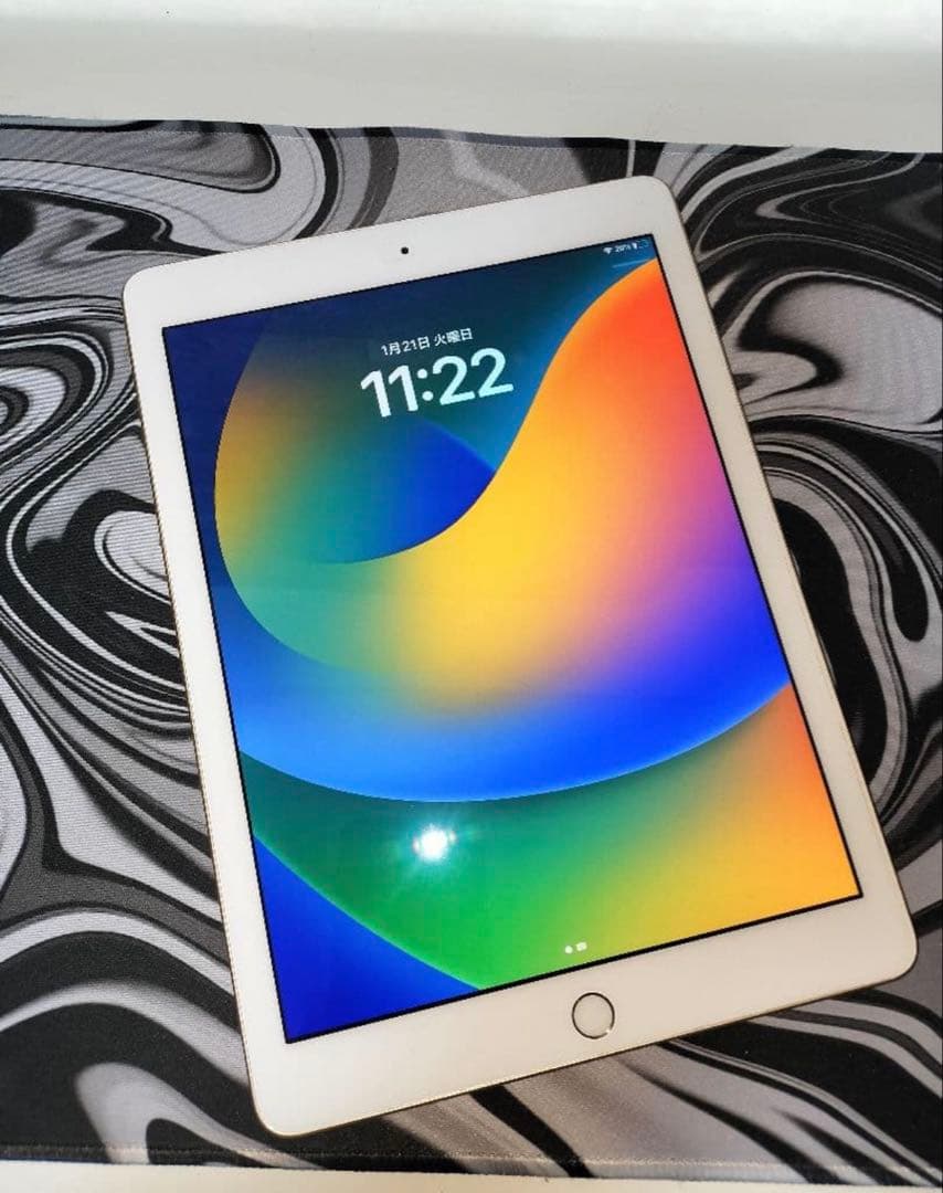 ✨美品✨ipad✨A1822✨第5世代✨ゴールド✨
